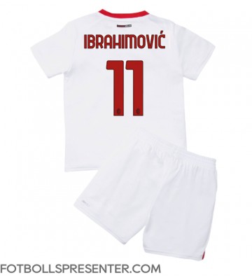 AC Milan Zlatan Ibrahimovic #11 Bortatröja Barn 2022-23 Kortärmad (+ korta byxor)